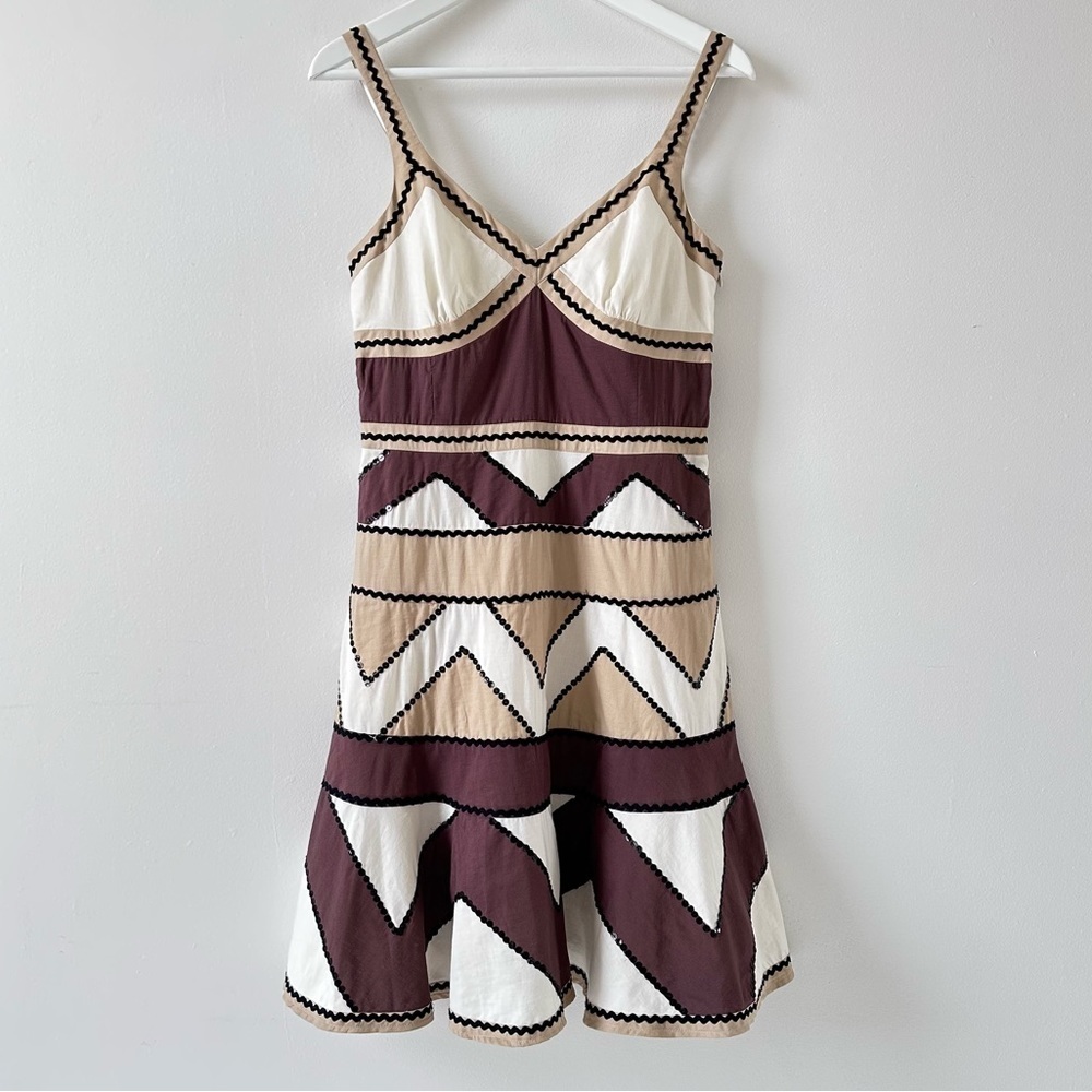 [SOLD] BCBG Maxazria Brown Tan Flare Summer Dress with sequin detail Size 6